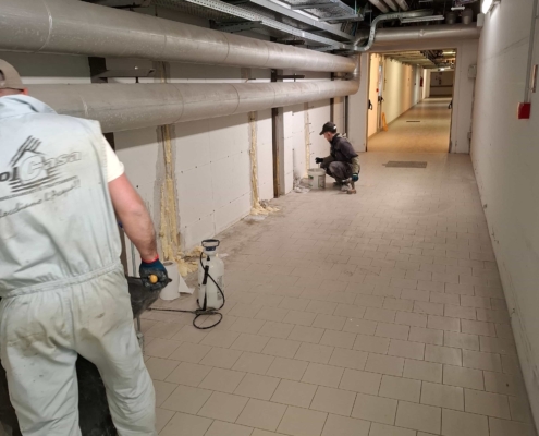 Iniezioni e blocco acqua - Dolo Ospedale resina su fessure e crepi interrati